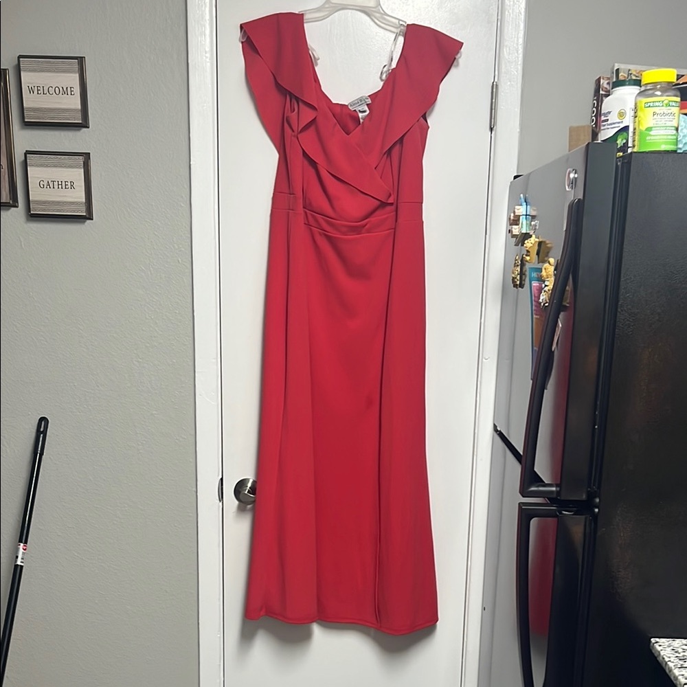 Elegant Coral Women's Dress